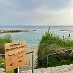 1 With Balcony 公寓 Paphos