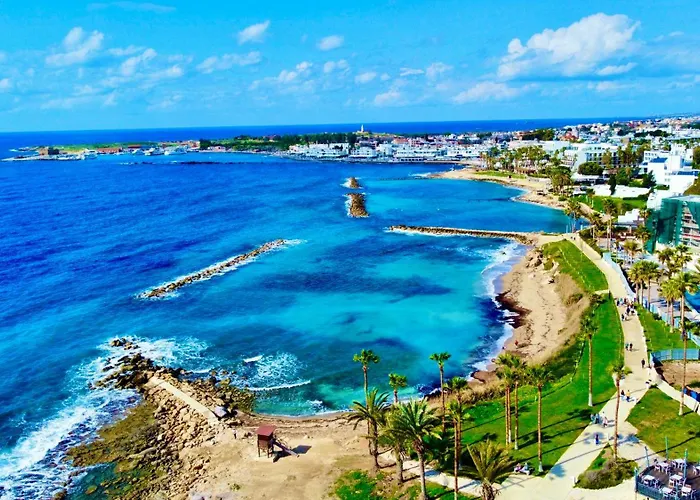 아파트 1 With Balcony 파포스