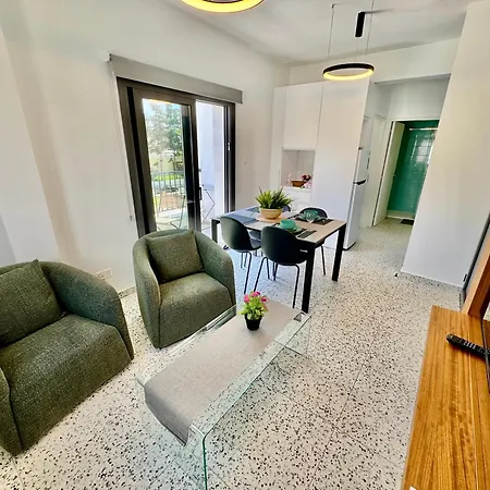 1 With Balcony