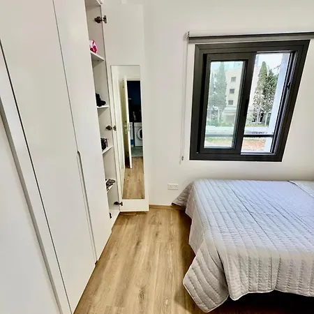 Apartment 1 With Balcony Paphos